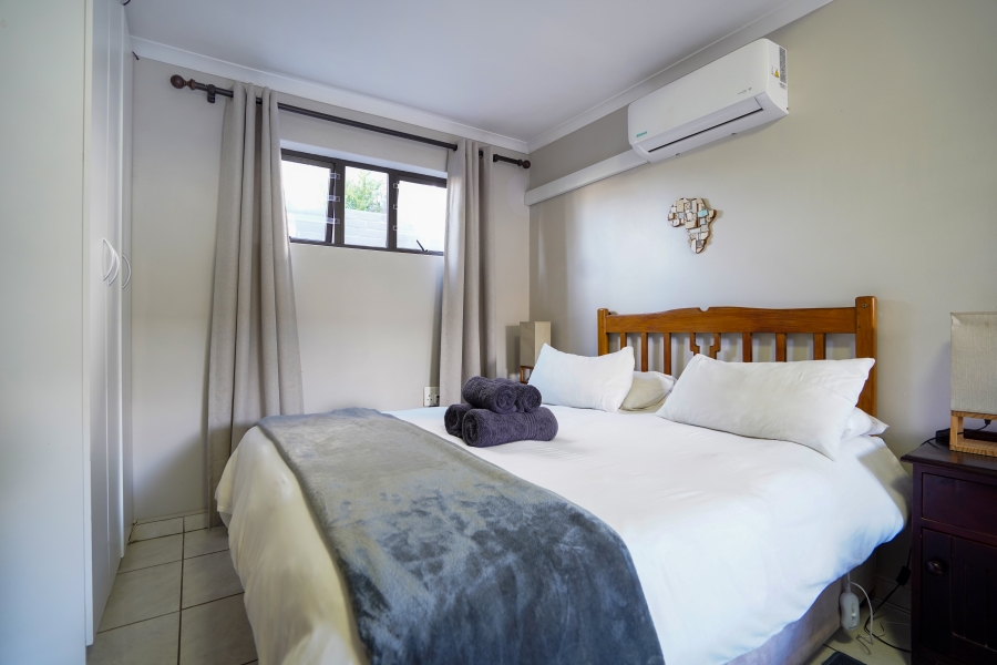 8 Bedroom Property for Sale in Atlantic Beach Golf Estate Western Cape